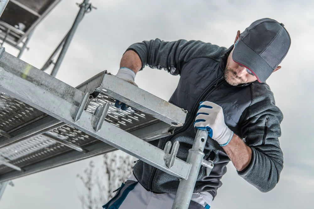 Scaffolding course 2-9 meters with fall protection