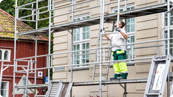 Krav til stillaskompetanse i offentlige anbud – hva må du ha på plass?