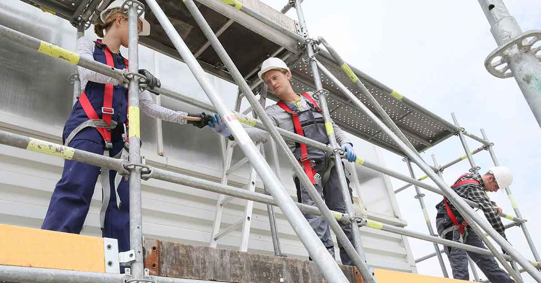 Stillasmontørkurs over 9 meter – når er det påkrevd?