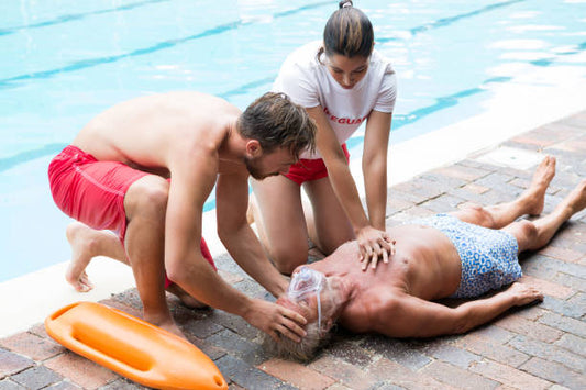 Water lifesaving course